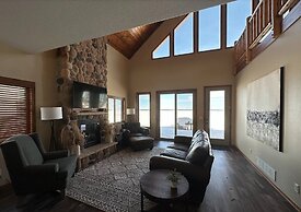 Quarterdeck Resort & Restaurant