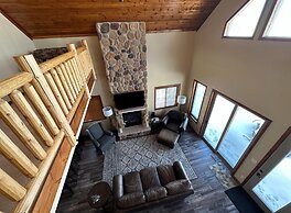 Quarterdeck Resort & Restaurant