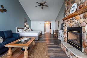 Quarterdeck Resort & Restaurant