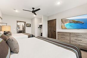 Quarterdeck Resort & Restaurant