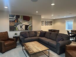 Quarterdeck Resort & Restaurant