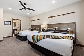 Quarterdeck Resort & Restaurant