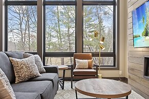 Quarterdeck Resort & Restaurant