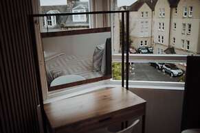 16 Pilrig Guest House