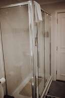 16 Pilrig Guest House