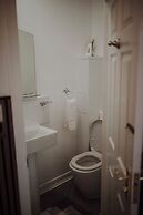 16 Pilrig Guest House