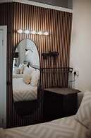 16 Pilrig Guest House