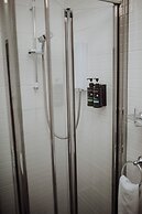 16 Pilrig Guest House