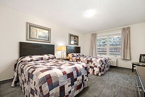 Guest House Inn & Suites