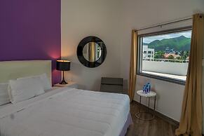 Commodore Suites, SureStay Collection by Best Western