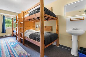 Squamish Adventure Inn