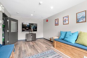 Squamish Adventure Inn