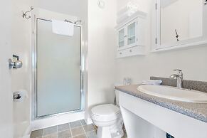 Squamish Adventure Inn