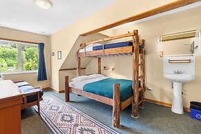 Squamish Adventure Inn