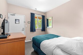 Squamish Adventure Inn