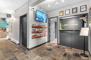 Squamish Adventure Inn