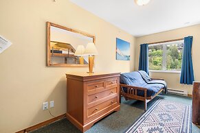 Squamish Adventure Inn