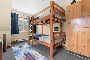 Squamish Adventure Inn