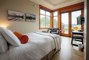 Sproat Lake Landing Resort