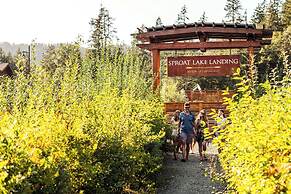 Sproat Lake Landing Resort