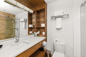 Sproat Lake Landing Resort