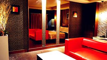 Discovery Motel - Tucheng