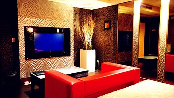 Discovery Motel - Tucheng