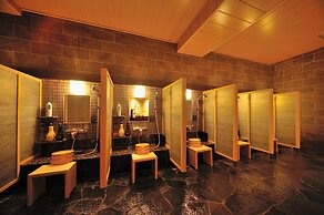 Tennen Onsen Toyama Tsurugi no Yu Onyado Nono