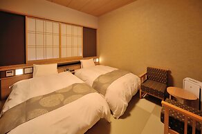 Tennen Onsen Toyama Tsurugi no Yu Onyado Nono