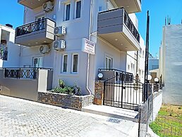 Litsa Mare apartments