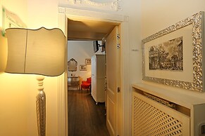 Piazzetta de' Monti Suites