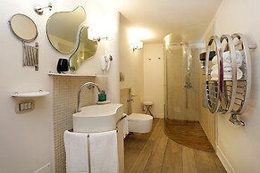 Piazzetta de' Monti Suites