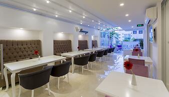 Wise Hotel Spa & Adult Only