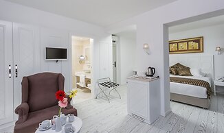 Wise Hotel Spa & Adult Only