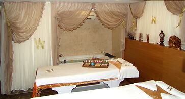 Wise Hotel Spa & Adult Only