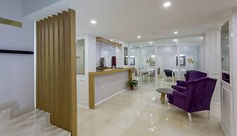 Wise Hotel Spa & Adult Only