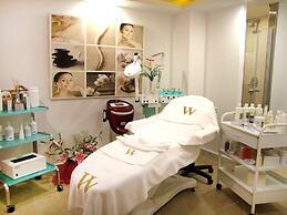 Wise Hotel Spa & Adult Only