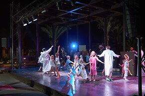 Jaz Makadi Oasis Club