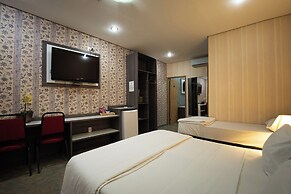 Hotel Green Hill