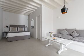 Cova Mykonos Suites