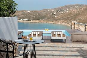 Cova Mykonos Suites