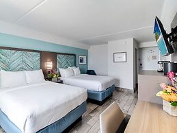 Crystal Coast Oceanfront Hotel