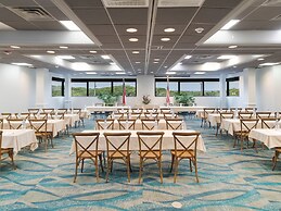 Crystal Coast Oceanfront Hotel