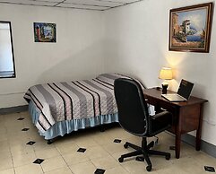 El Callejon Guest House