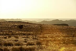 Sandfontein Lodge & Nature Reserve