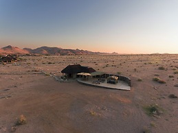 Sandfontein Lodge & Nature Reserve