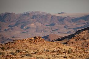 Sandfontein Lodge & Nature Reserve