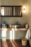 Sandfontein Lodge & Nature Reserve