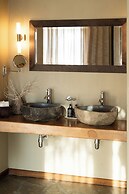 Sandfontein Lodge & Nature Reserve