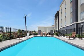 Hampton Inn & Suites San Antonio Brooks City Base